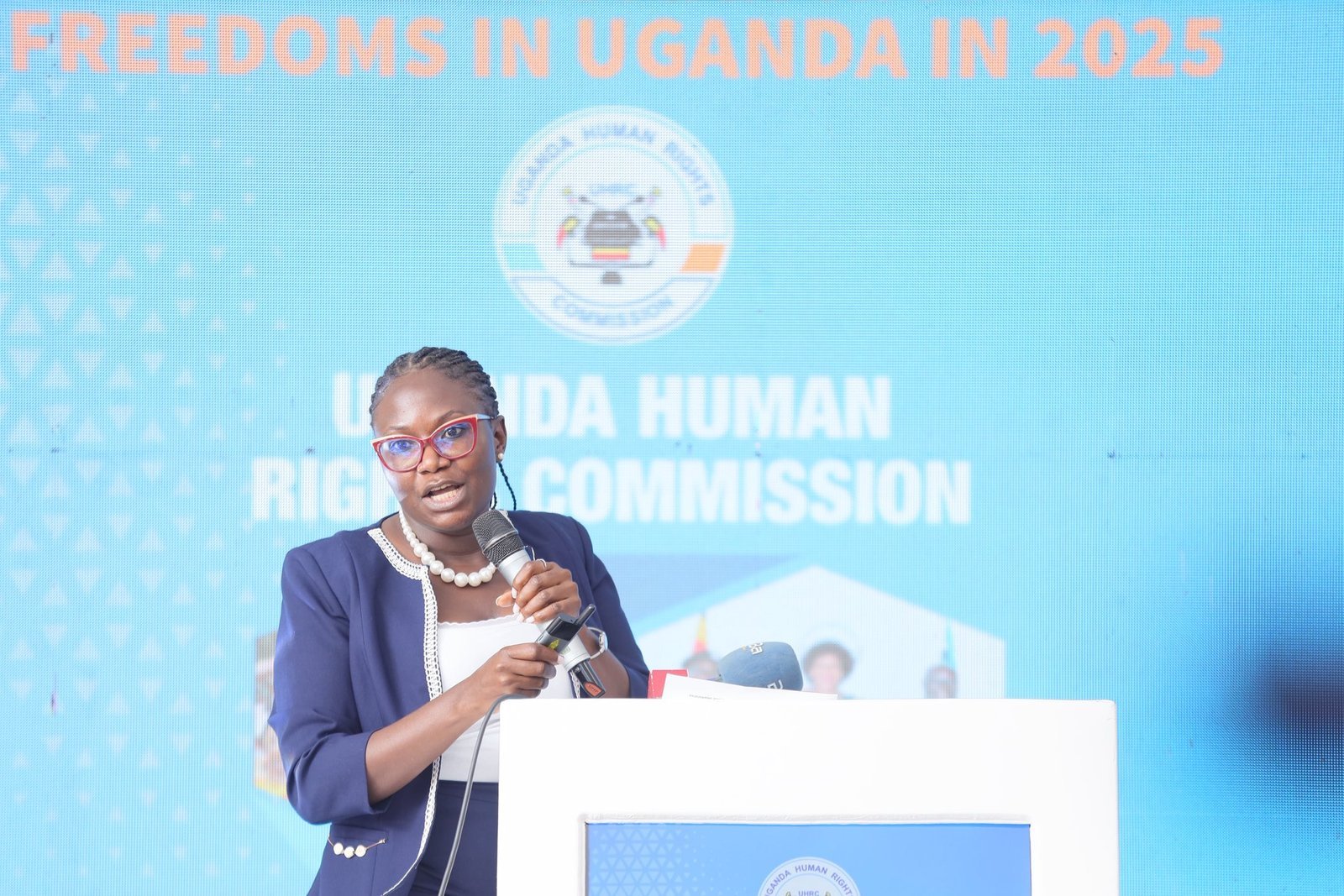 Alipoota y'eddembe ly'obuntu mu Uganda eya 2025 efulumiziddwa - ebikolwa eby'okutulugunya abantu byali bingi mu kwetegekera akalulu ka 2026, ne bannauganda  abasiinga obungi tebafuna buweereza busaanidde mu by'obulamu