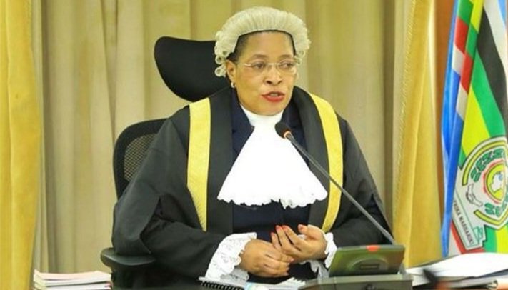 Annet Anitah Among eby'okuvuganya ku bwa sipiika wa parliament ya Uganda eye 12 abivuddemu - ab'ebyokwerinda bakyamunoonyerezaako ku bulyake n'obukenuzi