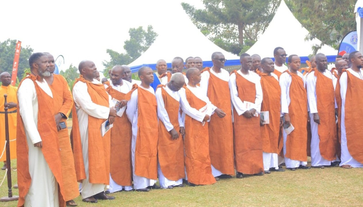 Ba Jajja abataka Aboobusolya beyanzizza Ssaabasajja Kabaka olw’okusiima n’ayogerako eri Obuganda oluvannyuma lw’ekiseera ng’ali mu luwummula