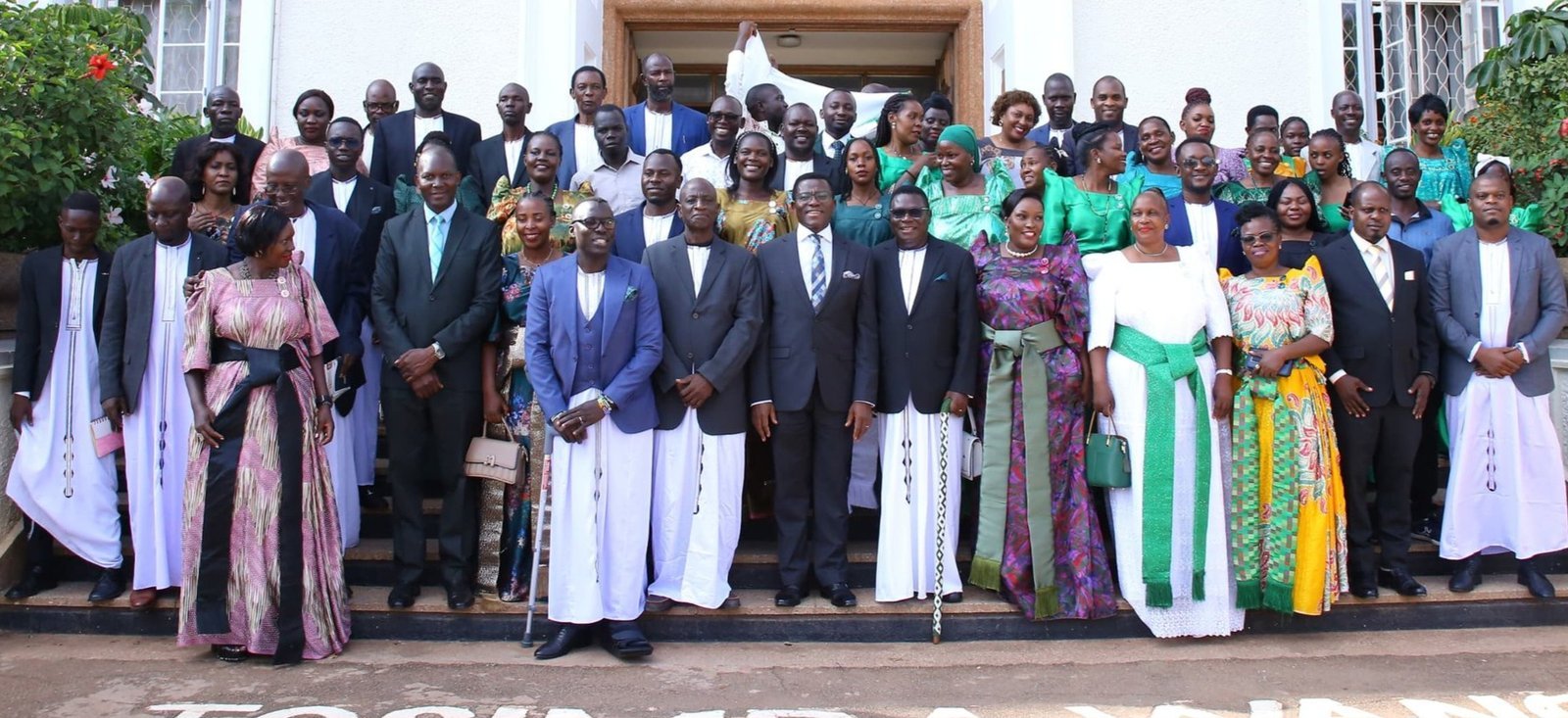 Banna Dp abesimbyewo ku bifo by'ebyobufuzi mu Buganda bakiise embuga - Katikkiro Mayiga abawadde amagezi okukulembeza obwenkanya