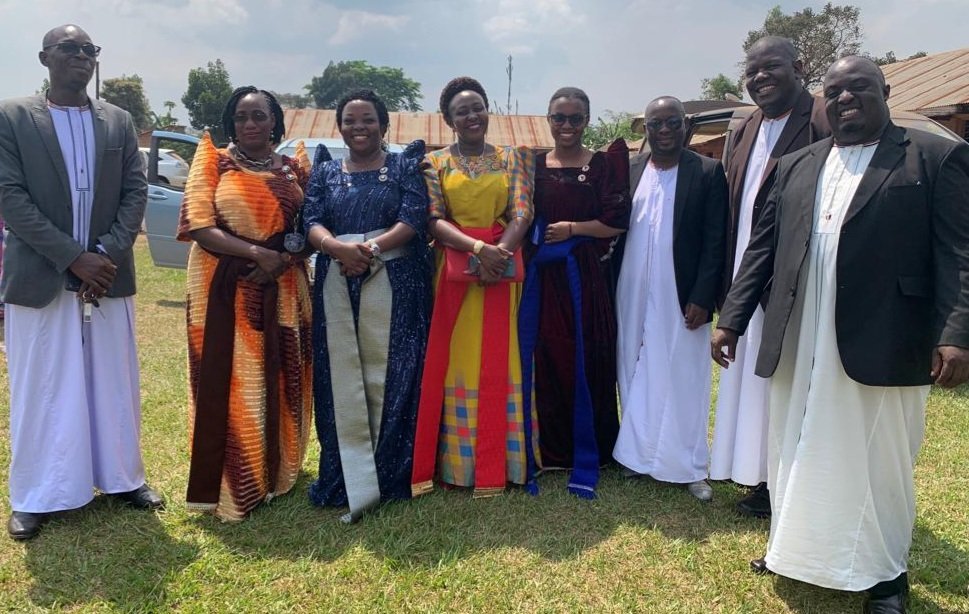 Buganda ewabudde ababaka ba parliament ku ky’okuwera ggomesi n’ekkanvu mu parliament