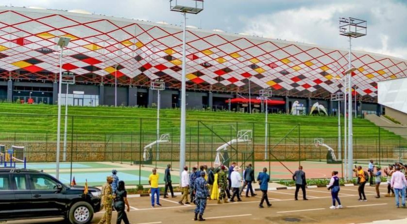 Ekisaawe kya Hoima City Stadium kigguddwawo president Museveni - kizimbiddwa mu myezi 12 gyokka