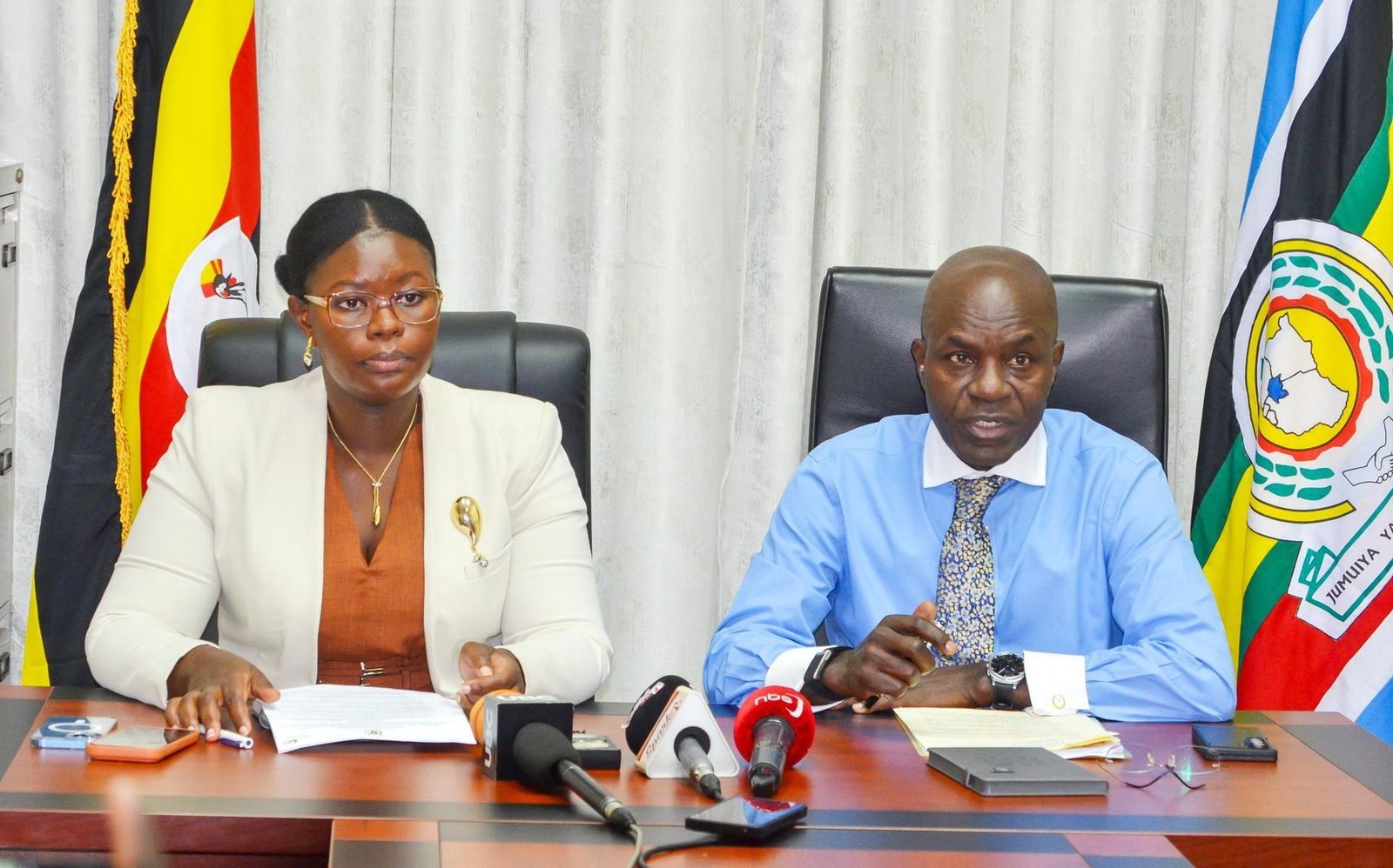 Government eweze abasuubuzi abakolera ku myaliriro egiri wansi w'ebizimbe byomu Kampala - abasuubuzi abaakosebwa amataba g'e Nakivubo bakugira nga balindiko okuweebwa ensimbi obuwumbi 20 ezaabasuubizibwa