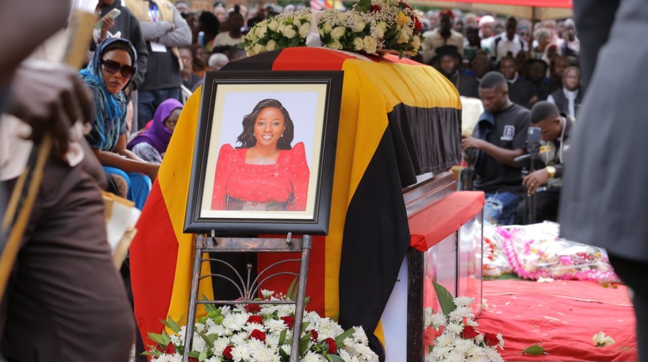 Hellen Nakimuli abadde omubaka omukyala ow'e Kalangala aziikiddwa mu district ye Luweero