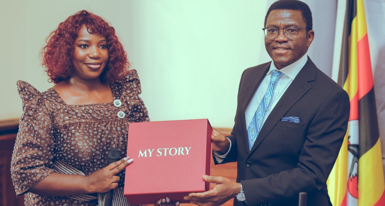 Katikkiro Mayiga ajjukiza abayimbi ne  bannakatemba okwetegekera ekiseera eky’okuwummula – abadde akyaziizza Omuyimbi Maureen Nantume