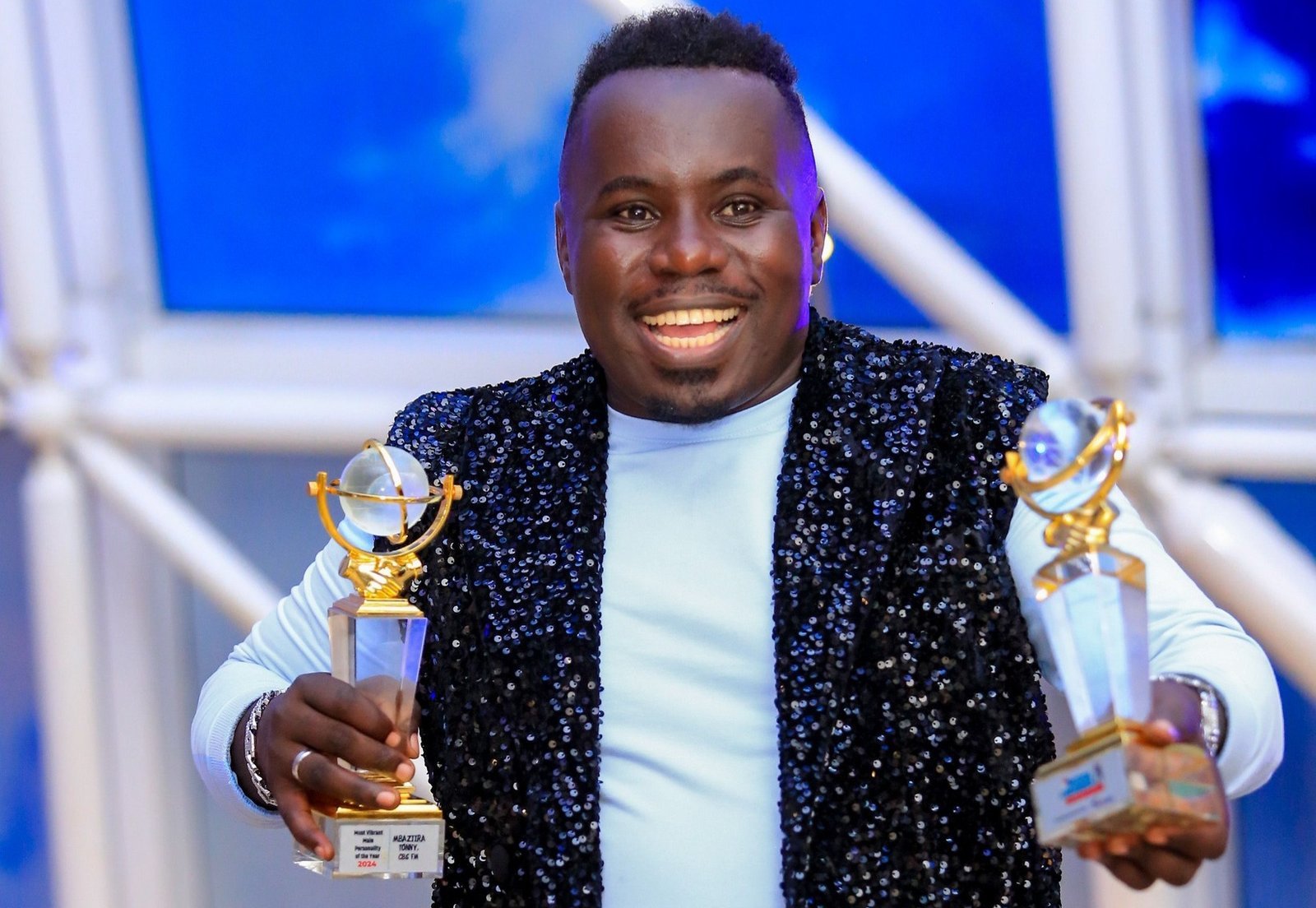 Mbaziira Tonny Omuweereza asinga okunyumisa program – Hi Skool awards 2024