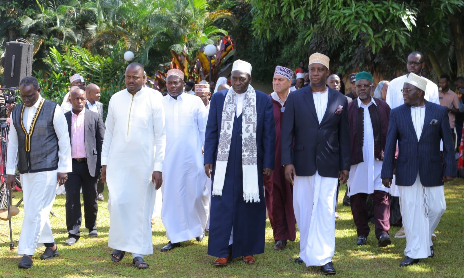 Mukole amateeka agayamba abantu bonna - Omulangira Nakibinge abadde ku mikolo gya Eid Adhuha
