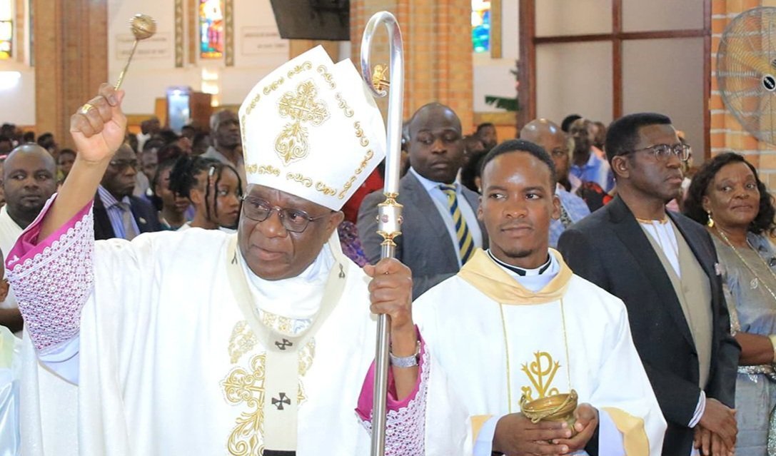 Obubaka obuvumirira ebikolwa ebityoboola eddembe ly'obuntu busiddwako essira okwetoloola amasinzizo gonna mu Uganda - mu kukuza Ssekukkulu y'omwaka guno 2025