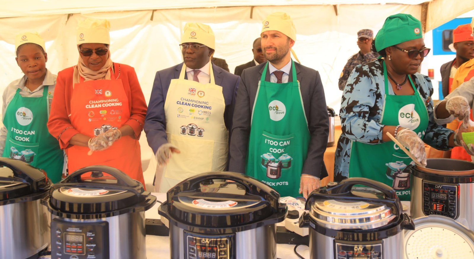 Obwakabaka bwa Buganda ne government eyawakati batongozza enkola ey’okutaasa obutonde bw’ensi nga bafumbisa enkola ezikekkereza amanda – Kyusa enfumbayo