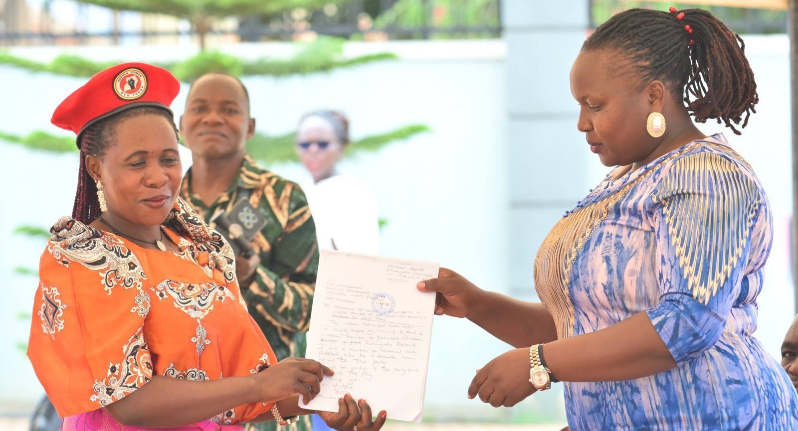 Okuddamu okulonda omubaka omukyala ow'e Kalangala - NUP emalirizza okukwata empapula z'abegwanyiza kaadi y'ekibiina