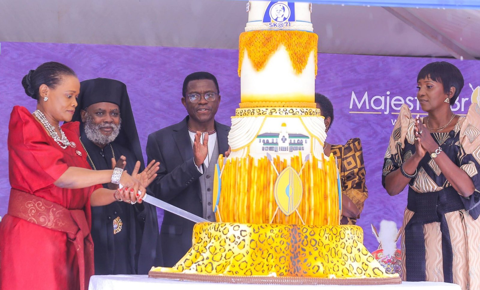 Okukuza amazaalibwa ga Ssaabasajja Kabaka ag'e 71 - gakulembeddwamu eklesia ya Orthodox e Namungoona