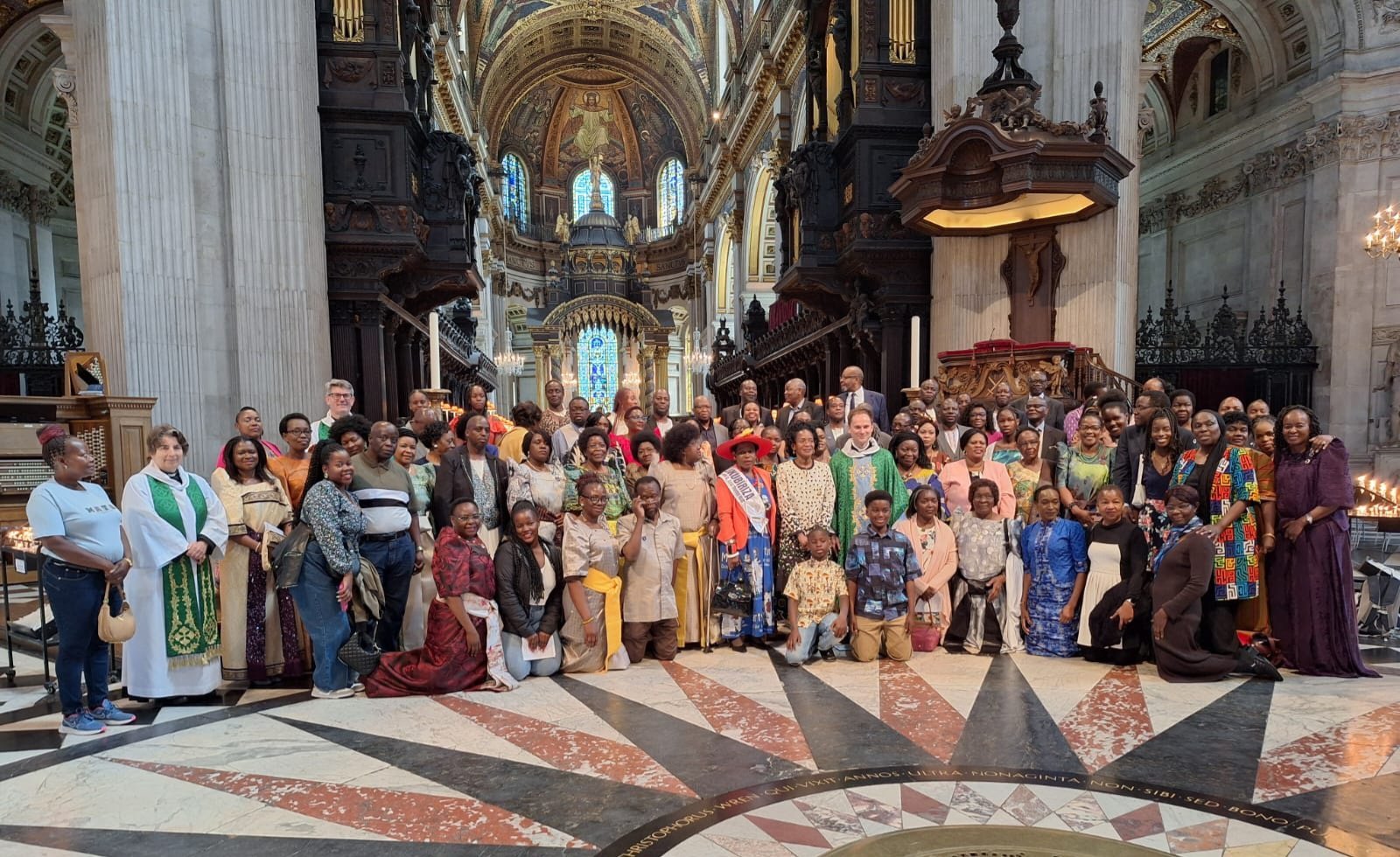 Oluganda lusomeddwa mu St.Paul’s Cathedral e London – lwe lulimi olwogerwa mu Africa olusoose okusomebwamu