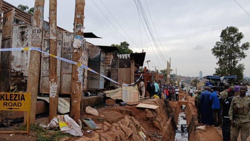 Omwana afiiridde mu muliro ogukutte ennyumba e Namugongo - gusanyizaawo n'ebyamaguzi