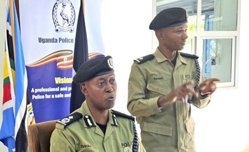 Police ekutte abantu 2 e Kabuusu mu Kampala - kigambibwa babadde batambula nebijambiya