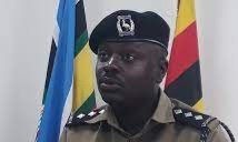Police ekutte abasoba mu 40 ne pikipiki 16 eziteeberebwa okukozesebwa mu bumenyi bw'amateeka mu Kampala n'emiriraano