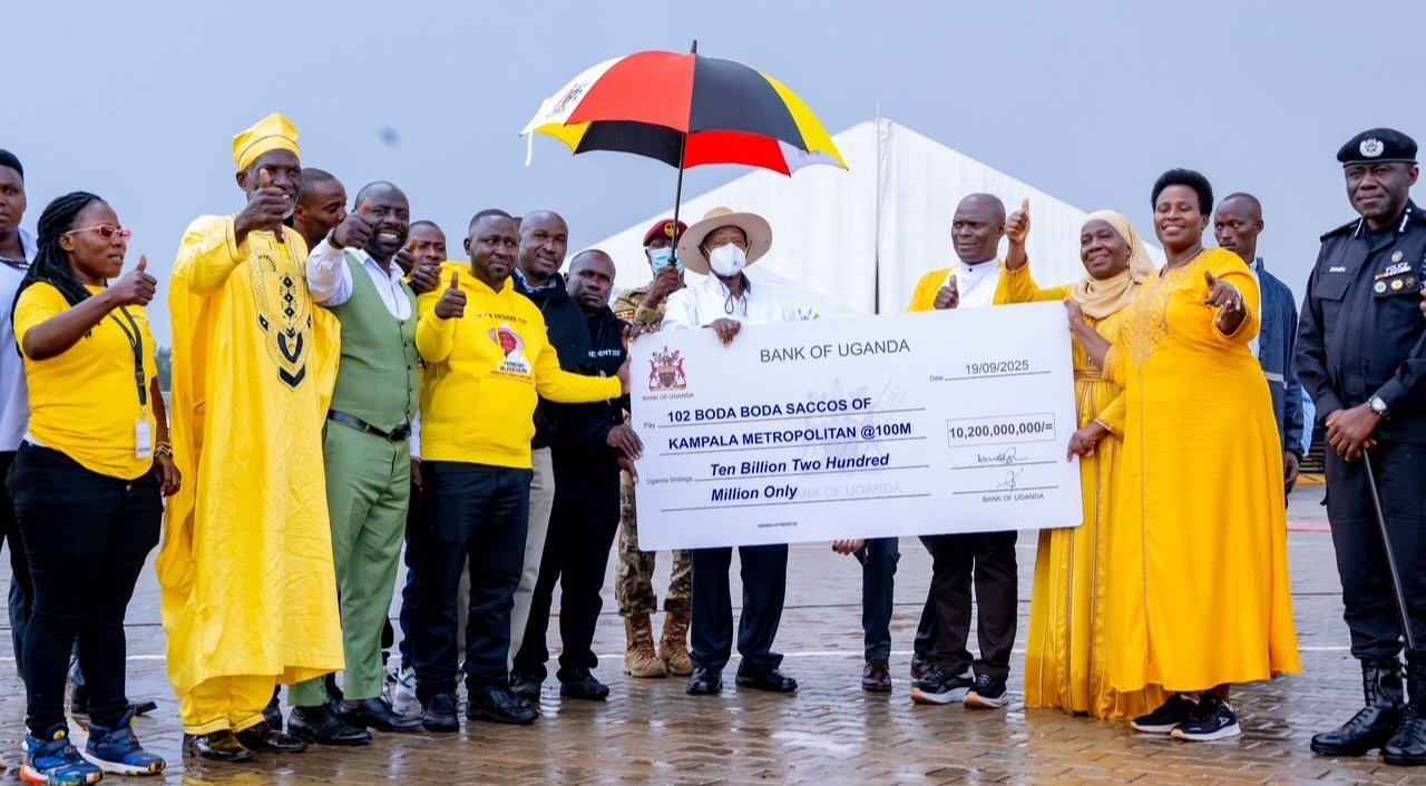 President Museveni awadde aba bodaboda mu Kampala n’emiriraano obuwumbi bwa shs 10 n’obukadde 200 bekulaakulanye – azitadde mu Sacco zabwe ezitongozeddwa