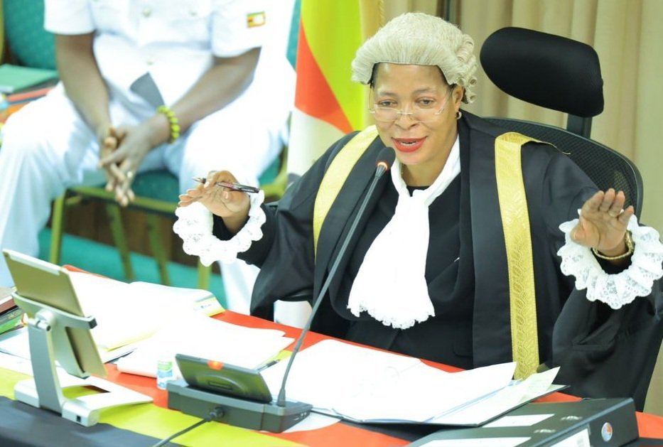Sipiika wa Parliament ya Uganda Anitah Among avuddemu omwasi ku nvumbo eyamuteereddwako government ya Bungereza