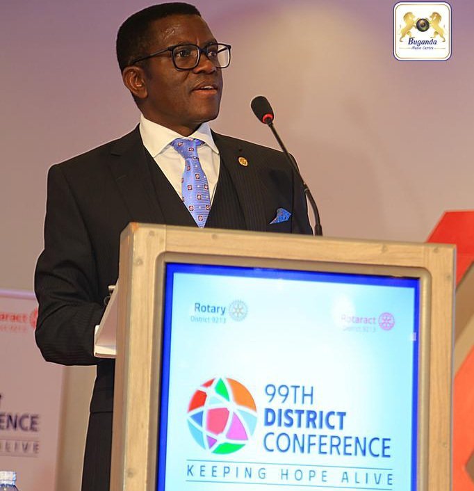 Tewali busizi bwa nsimbi bwamuwendo butuuka muwendo oguli mu ntobazi eri obutonde bwensi – Katikkiro Mayiga abadde mu Rotary
